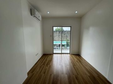 Move In Ready! Modern Townhouse with Garage in Amparo Subdivision -Keziah