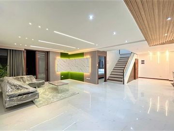 For Sale Brand-new Overlooking House and Lot in Vista Grande Talisay City.