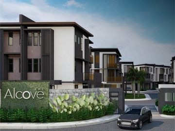 EXCLUSIVE TOWNHOUSE for sale at ALCOVE, palmera subdivision, quezon city