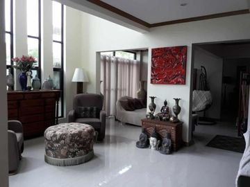 House & Lot in Palm Crest Tagaytay for SALE! 240 sqm at 18M