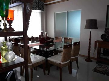 House & Lot in Palm Crest Tagaytay for SALE! 240 sqm at 18M