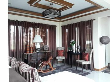 House & Lot in Palm Crest Tagaytay for SALE! 240 sqm at 18M
