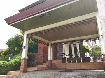 House & Lot in Palm Crest Tagaytay for SALE! 240 sqm at 18M