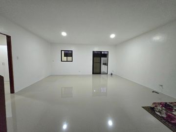 Well Maintained Contemporary Two-Storey 5BR House For Sale in Angeles City