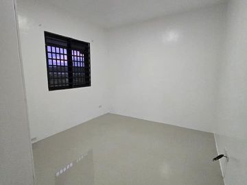 Well Maintained Contemporary Two-Storey 5BR House For Sale in Angeles City