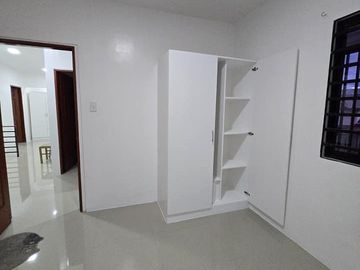 Well Maintained Contemporary Two-Storey 5BR House For Sale in Angeles City