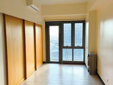 Greenbelt Hamilton | Studio Condo Unit For Sale - #4493