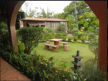 Tagaytay City Big House For Sale 1,000 sqm