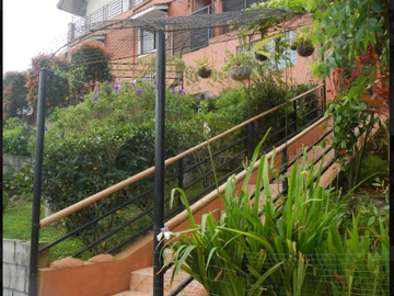 Tagaytay City Big House For Sale 1,000 sqm