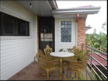 Tagaytay City Big House For Sale 1,000 sqm