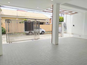 Pasig Modern 2 Car Garage Townhouse for Sale in Greenwoods Pasig-MD