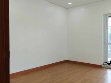 Pasig Modern 2 Car Garage Townhouse for Sale in Greenwoods Pasig-MD