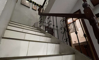 2Storey Residential House & Lot with 4Br and 4Parking FOR SALE in Scout area, QC
