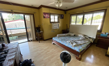 2Storey Residential House & Lot with 4Br and 4Parking FOR SALE in Scout area, QC