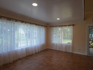Ready For Occupancy House For Sale in Tagaytay City.