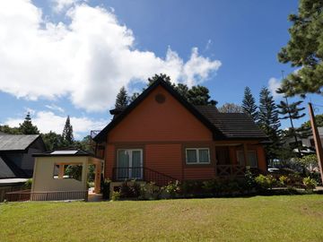 Ready For Occupancy House For Sale in Tagaytay City.