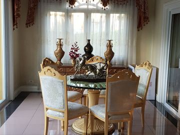 3-Storey 5BR House in Ayala Alabang Muntinlupa for Sale