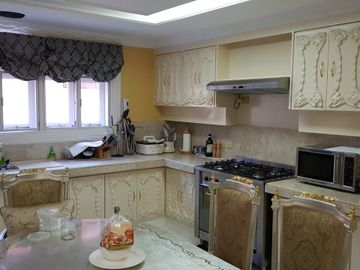 3-Storey 5BR House in Ayala Alabang Muntinlupa for Sale