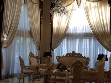 3-Storey 5BR House in Ayala Alabang Muntinlupa for Sale