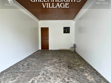 For Sale 4 Bedrooms Greenheights Village House at Parañaque City
