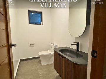 For Sale 4 Bedrooms Greenheights Village House at Parañaque City