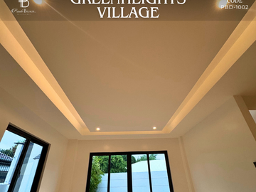 For Sale 4 Bedrooms Greenheights Village House at Parañaque City
