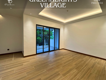 For Sale 4 Bedrooms Greenheights Village House at Parañaque City