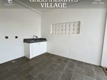 For Sale 4 Bedrooms Greenheights Village House at Parañaque City