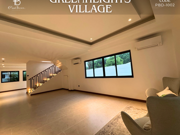 For Sale 4 Bedrooms Greenheights Village House at Parañaque City