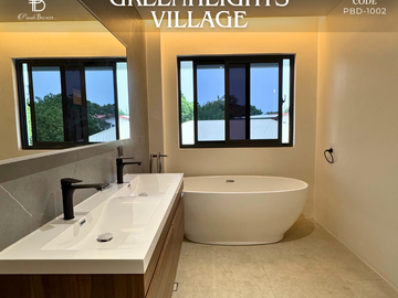 For Sale 4 Bedrooms Greenheights Village House at Parañaque City