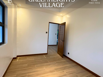 For Sale 4 Bedrooms Greenheights Village House at Parañaque City