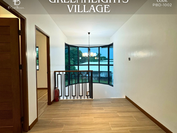For Sale 4 Bedrooms Greenheights Village House at Parañaque City