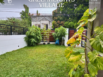 For Sale 4 Bedrooms Greenheights Village House at Parañaque City