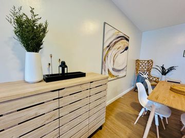 1BR IN BGC FOR SALE - PARK TRIANGLE RESIDENCES