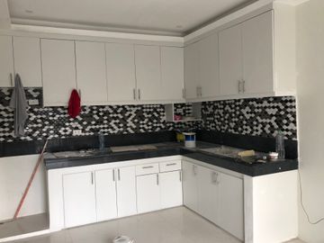 4 Bedroom CUSTOMIZED House and Lot for Sale in CRESTA VERDE Subd. Quezon City