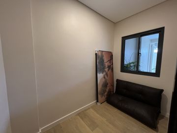 Cubao Quezon City For Sale 4 Storey Townhouse 4 Bedrooms near Edsa rg