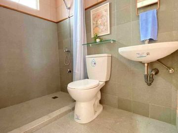 3 Bedroom Townhouse for sale in Tarragona Place, Tanza, Cavite