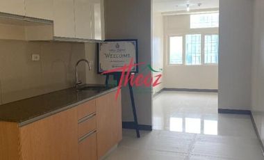 Brand New 1 Bedroom Penthouse @ San Antonio Residences for Sale in Makati