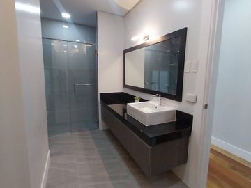 Elegant Brand New House & Lot East Fairview Subd Q.C. Philhomes - Gio Matias