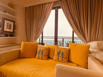 MAHOGANY BLDG TAGAYTAY HIGHLANDS | 4-BR Penthouse unit with 2 Parking |FOR SALE!