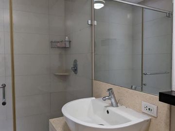 Condo for sale St. Francis Shangri-La Place studio unit Mandaluyong condo