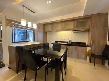 2 Bedroom Townhouse For Sale at Robinsons Circle, Ugong,Pasig City