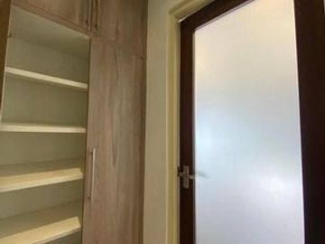 2 Bedroom Townhouse For Sale at Robinsons Circle, Ugong,Pasig City