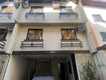 2 Bedroom Townhouse For Sale at Robinsons Circle, Ugong,Pasig City