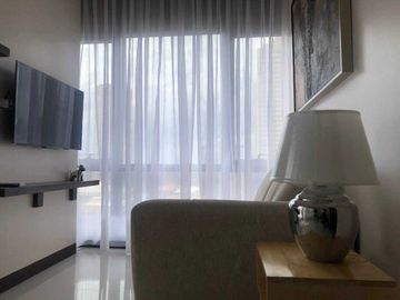 Income Generating 1BR w/ Balcony & Parking FOR SALE at Greenbelt Hamilton Makati