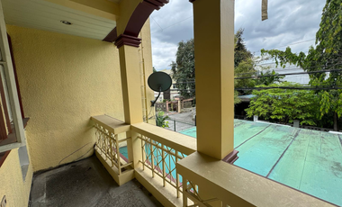 4Br Townhouse with 2 parking FOR SALE in Sikatuna Village, Quezon City