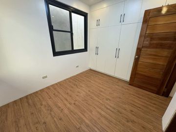 Premium QC Living – Detached Home w/ Garden, Balcony, 3 En-Suite BRs - Gio