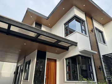 Premium QC Living – Detached Home w/ Garden, Balcony, 3 En-Suite BRs - Gio