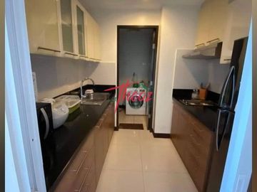 Beautiful 1 Bedroom Condominium for sale @ One Central, Makati