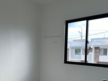 3 Storey Townhouse for Sale in Nuvali, Calamba, Laguna